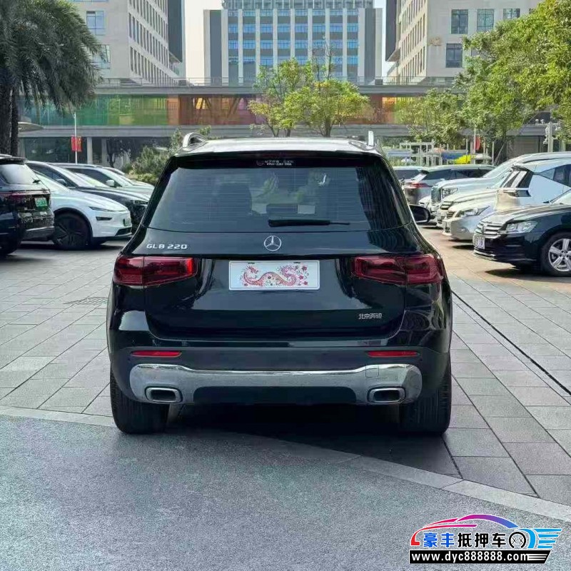 24年奔驰GLB轿车抵押车出售