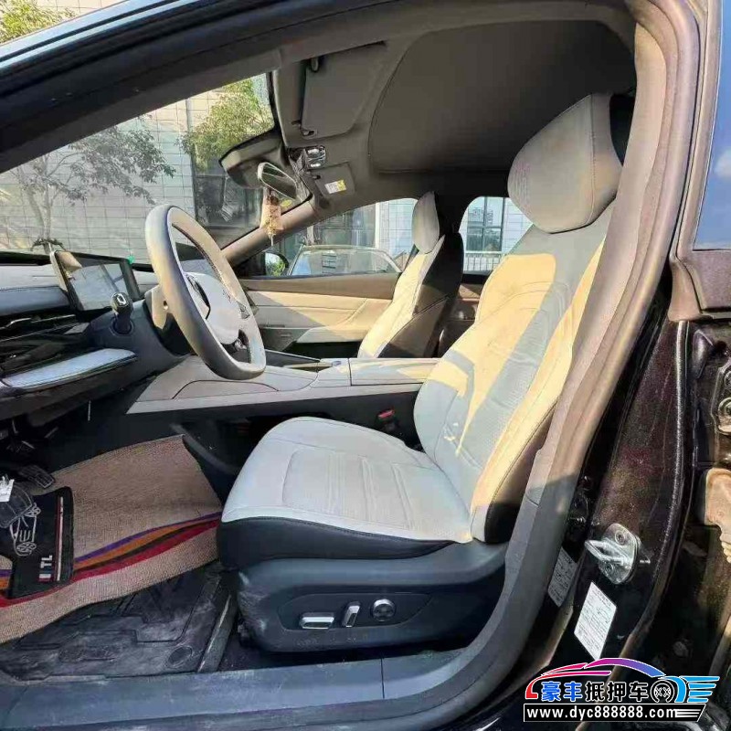 24年东风奕派007轿车抵押车出售