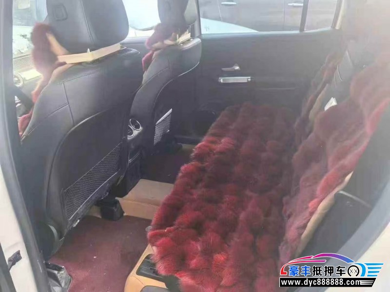 22年奔驰GLB轿车抵押车出售