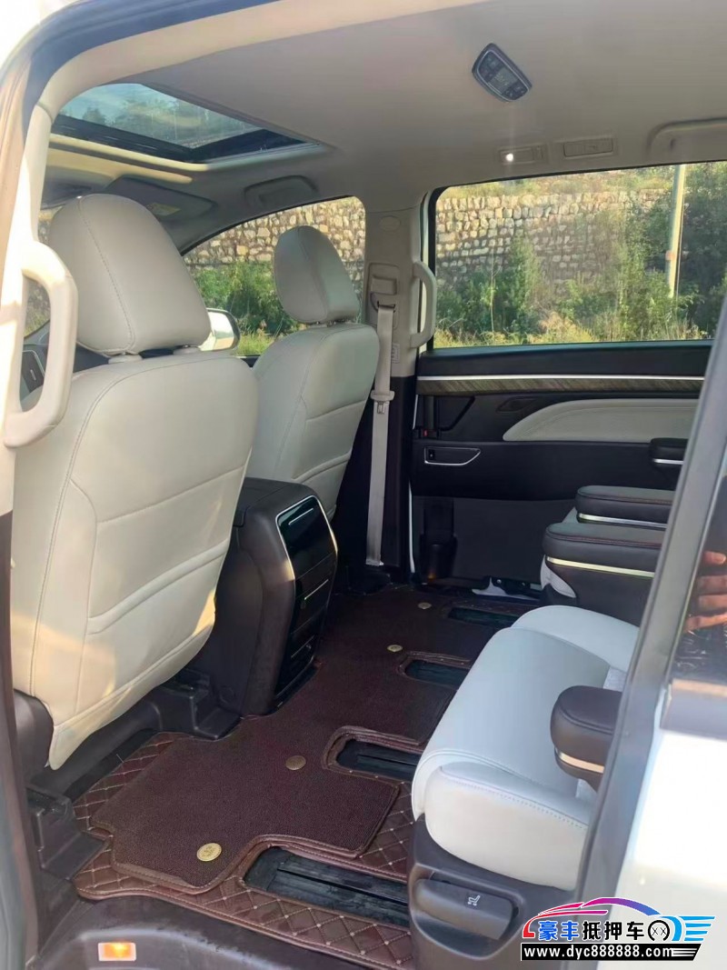 23年传祺M8轿车抵押车出售