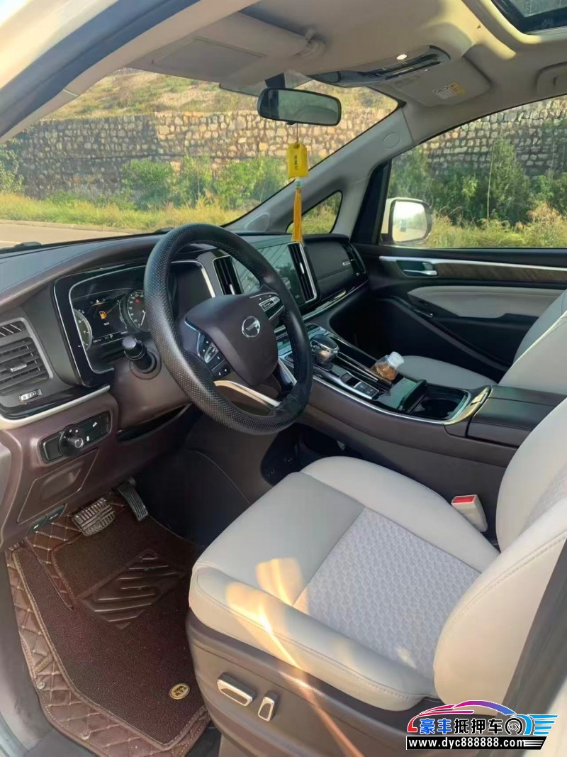 23年传祺M8轿车抵押车出售