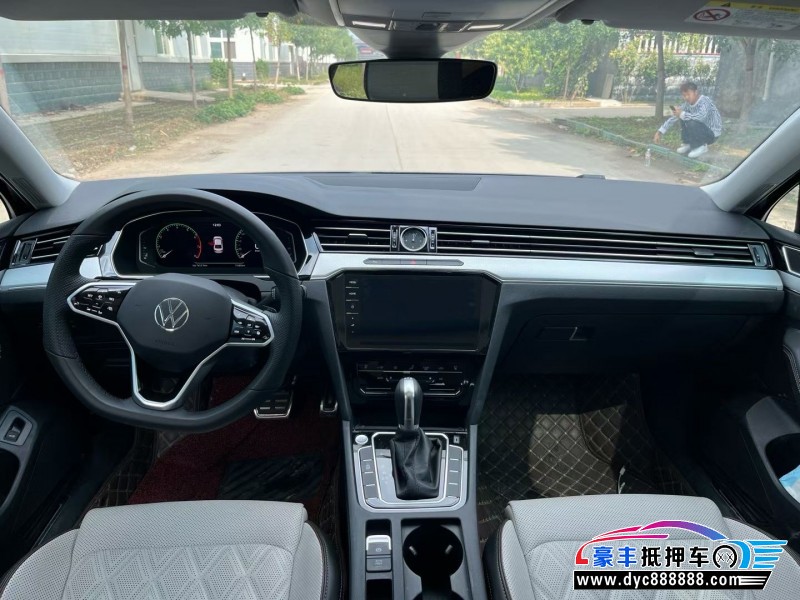 24年大众迈腾轿车抵押车出售