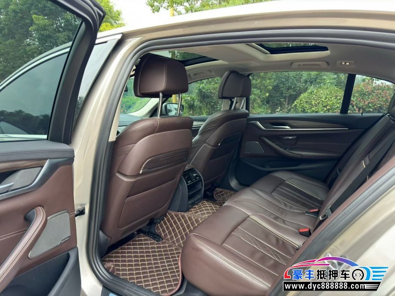 19年宝马5系轿车抵押车出售