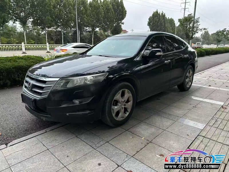 13年本田歌诗图轿车抵押车出售