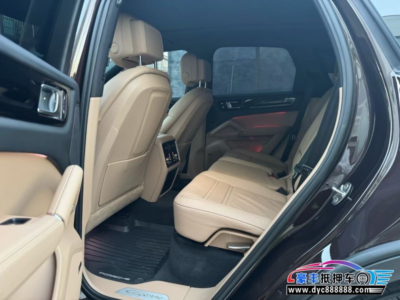 19年保时捷卡宴轿车抵押车出售