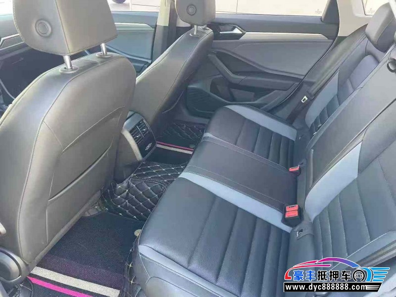 20年大众速腾轿车抵押车出售