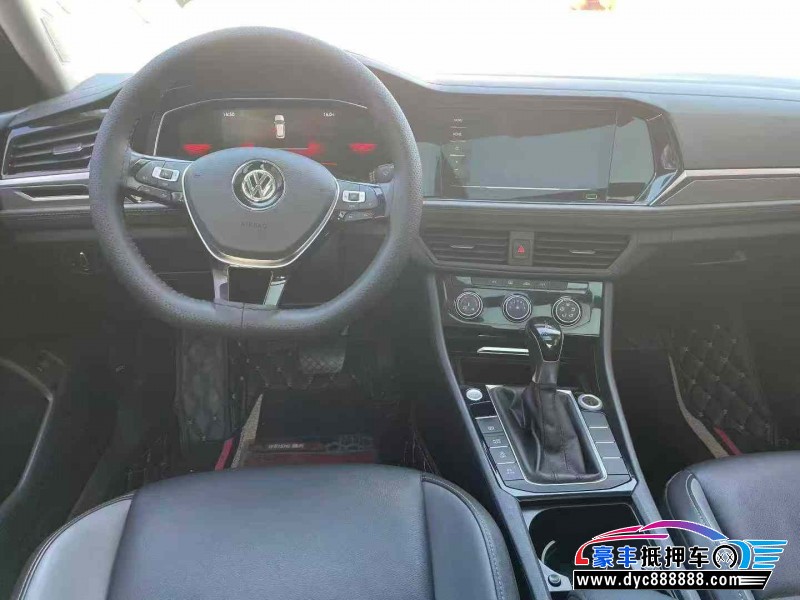 20年大众速腾轿车抵押车出售