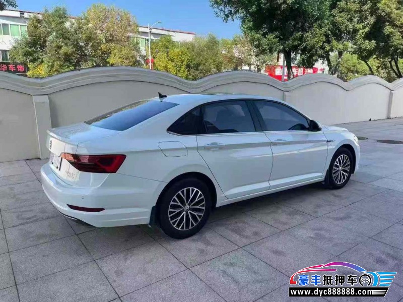 20年大众速腾轿车抵押车出售