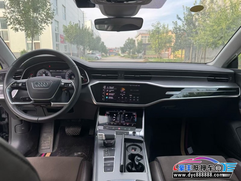 24年奥迪A7轿车抵押车出售