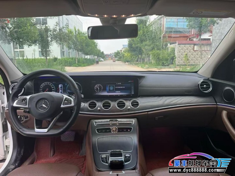18年奔驰E轿车抵押车出售
