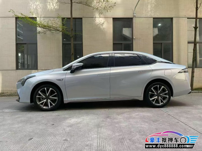 22年埃安魅S580轿车抵押车出售