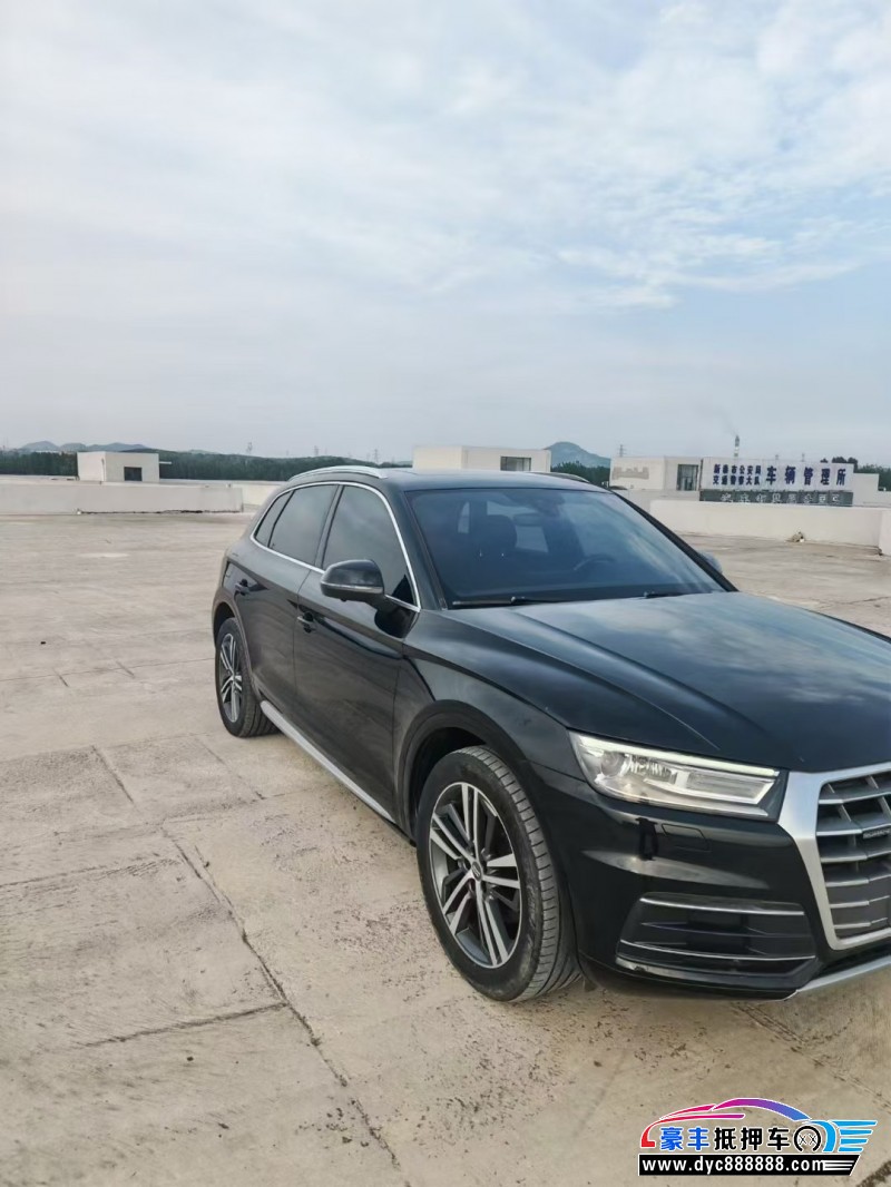 20年奥迪Q5轿车抵押车出售