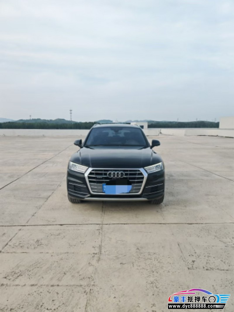 20年奥迪Q5轿车抵押车出售