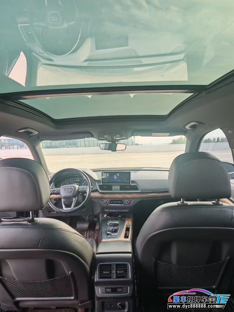 20年奥迪Q5轿车抵押车出售