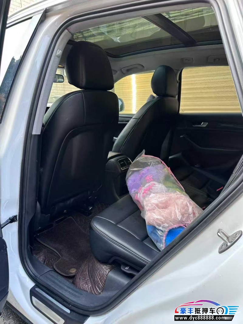 14年奥迪Q5轿车抵押车出售