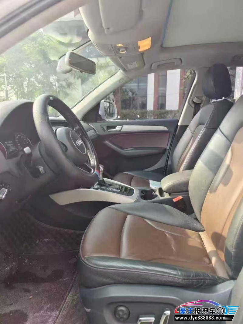 18年奥迪Q5轿车抵押车出售