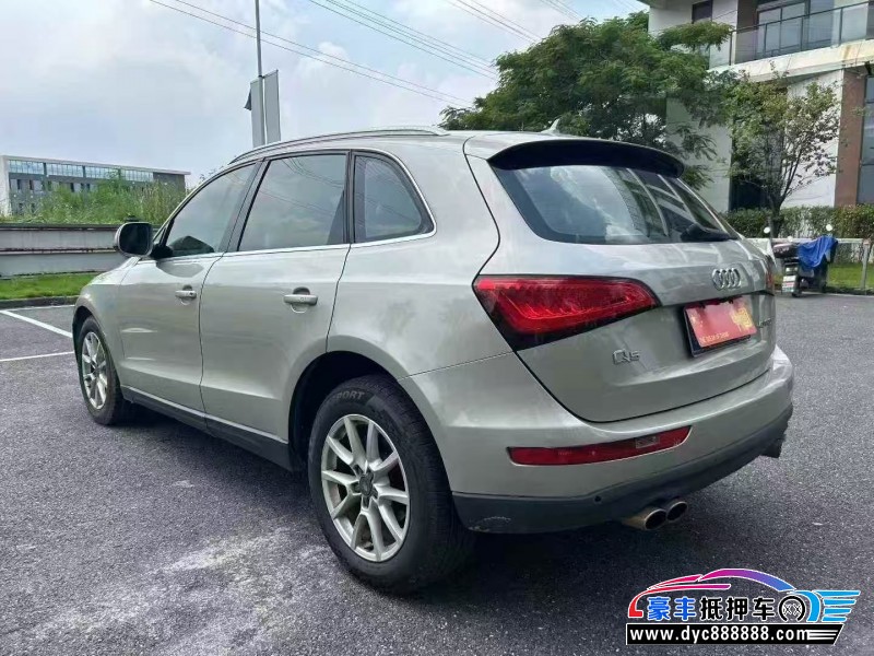 15年奥迪Q5轿车抵押车出售