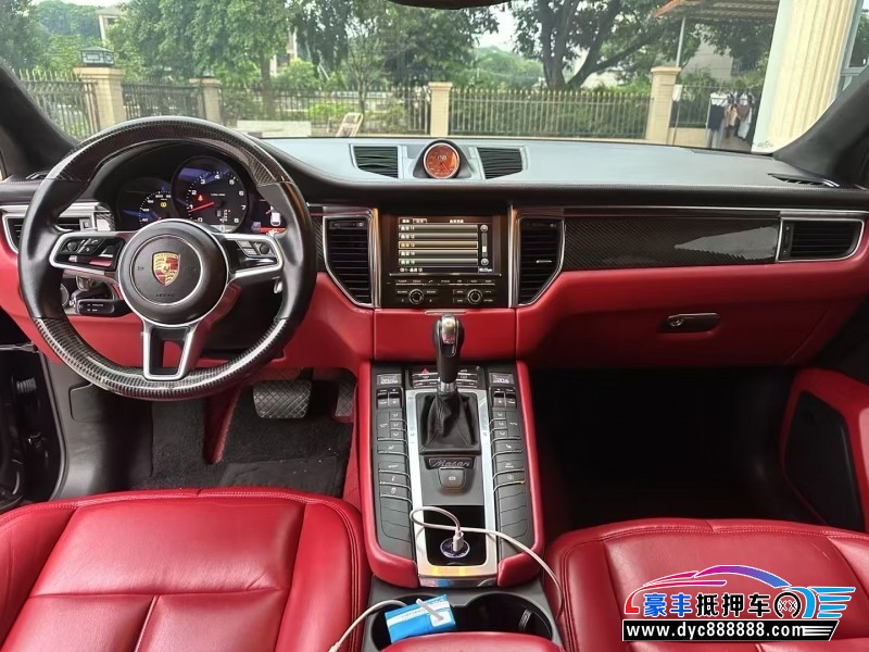 15年保时捷Macan迈凯轿车抵押车出售