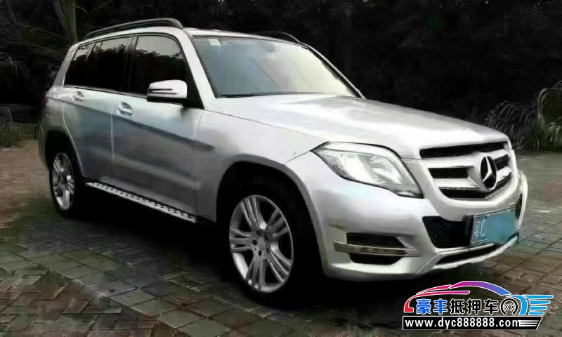 13年奔驰GLK轿车抵押车出售