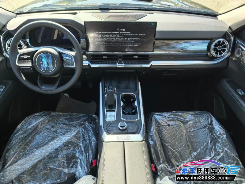 25年WEY坦克400轿车抵押车出售