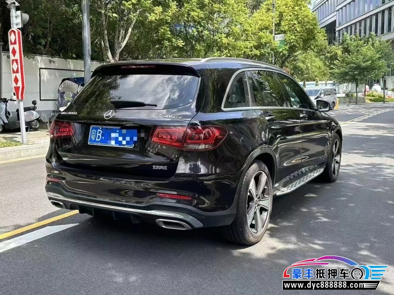 22年奔驰GLC轿车抵押车出售