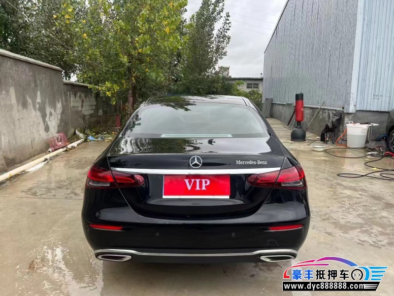 22年奔驰E轿车抵押车出售