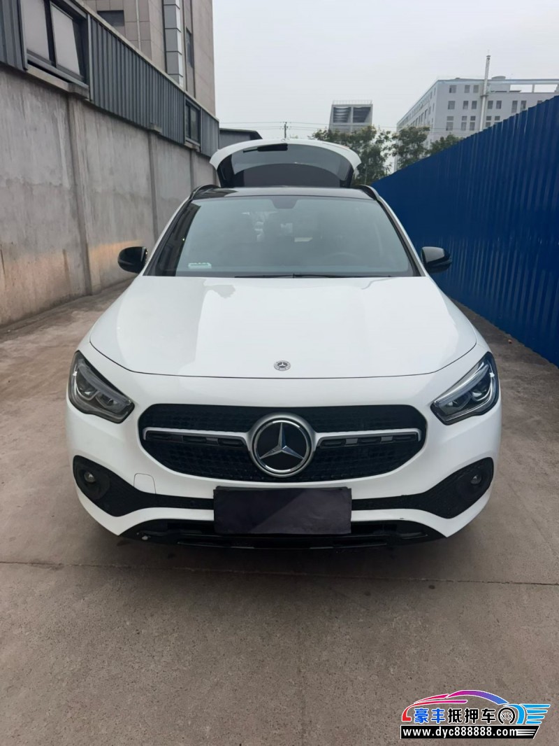 22年奔驰GLASUV抵押车出售