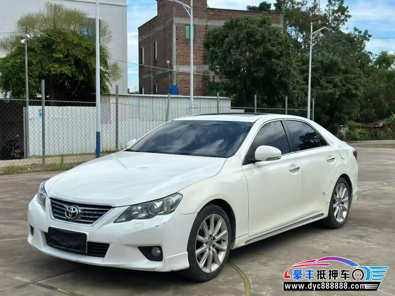 12年丰田锐志轿车抵押车出售