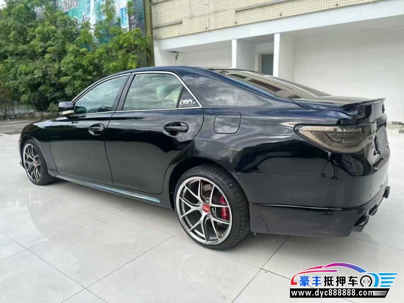 12年丰田锐志轿车抵押车出售