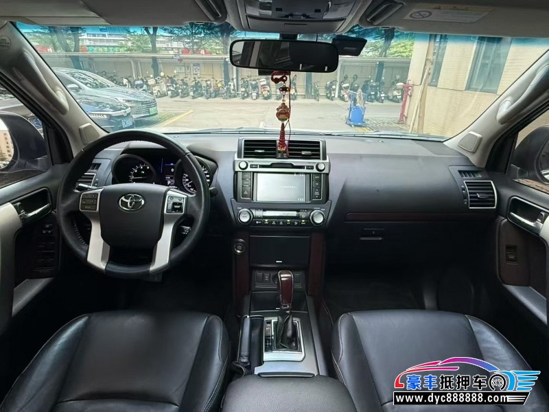 17年丰田普拉多（霸道）轿车抵押车出售