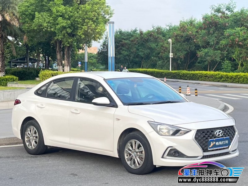 19年现代悦动轿车抵押车出售