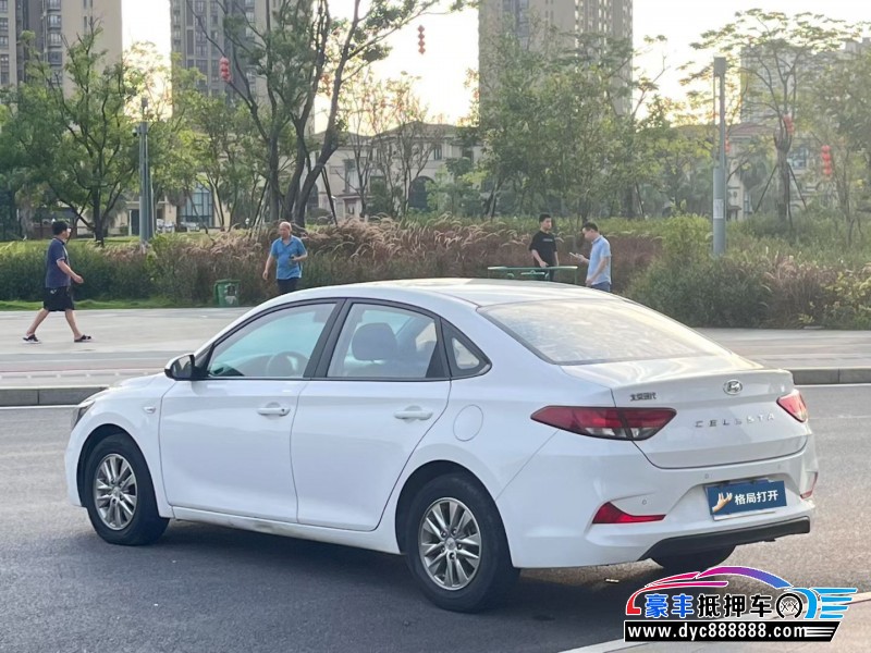 19年现代悦动轿车抵押车出售