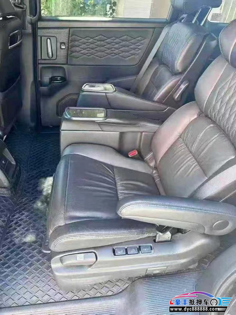 24年本田艾力绅轿车抵押车出售