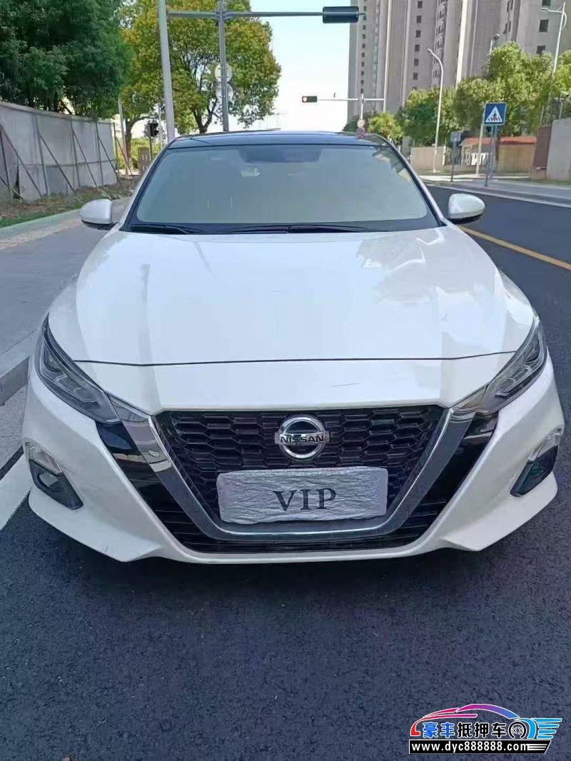 21年日产天籁轿车抵押车出售