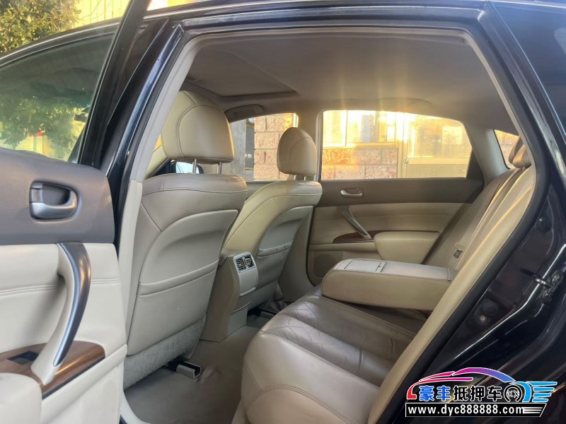 22年日产天籁轿车抵押车出售