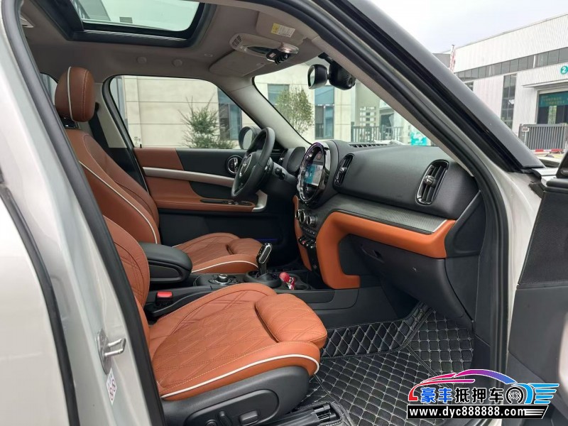 22年宝马MINI轿车抵押车出售