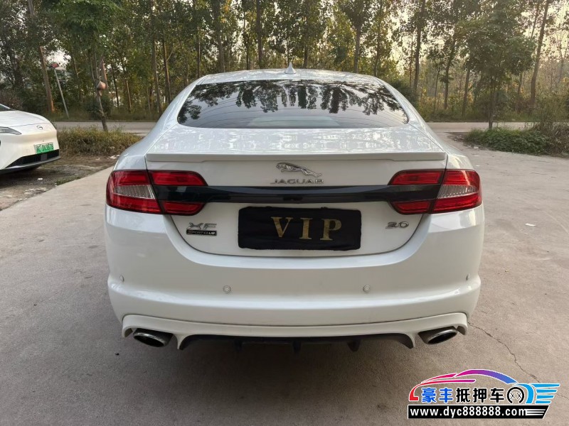 14年捷豹XF轿车抵押车出售