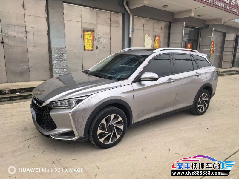 21年东风风神奕炫轿车抵押车出售