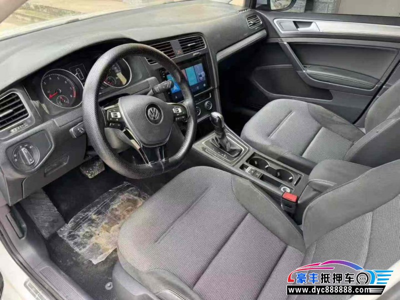19年大众高尔夫轿车抵押车出售
