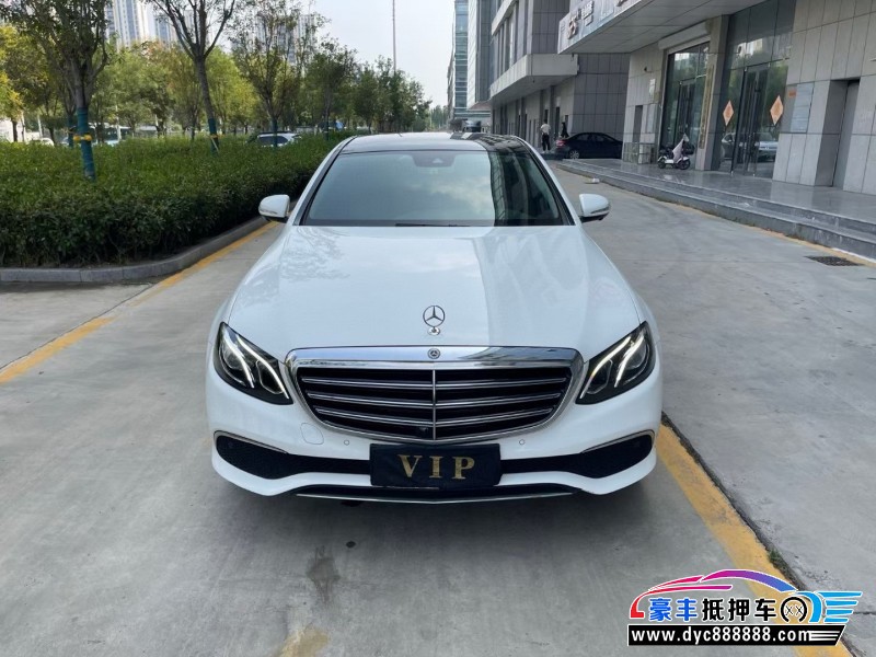 17年奔驰E轿车抵押车出售