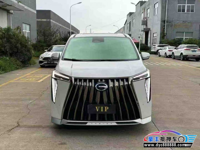 23年传祺M8轿车抵押车出售