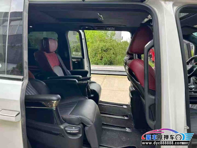 23年传祺M8轿车抵押车出售