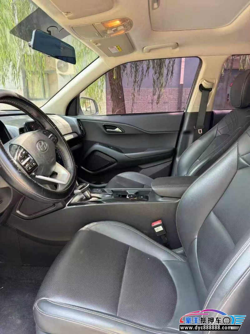 21年现代ix35轿车抵押车出售