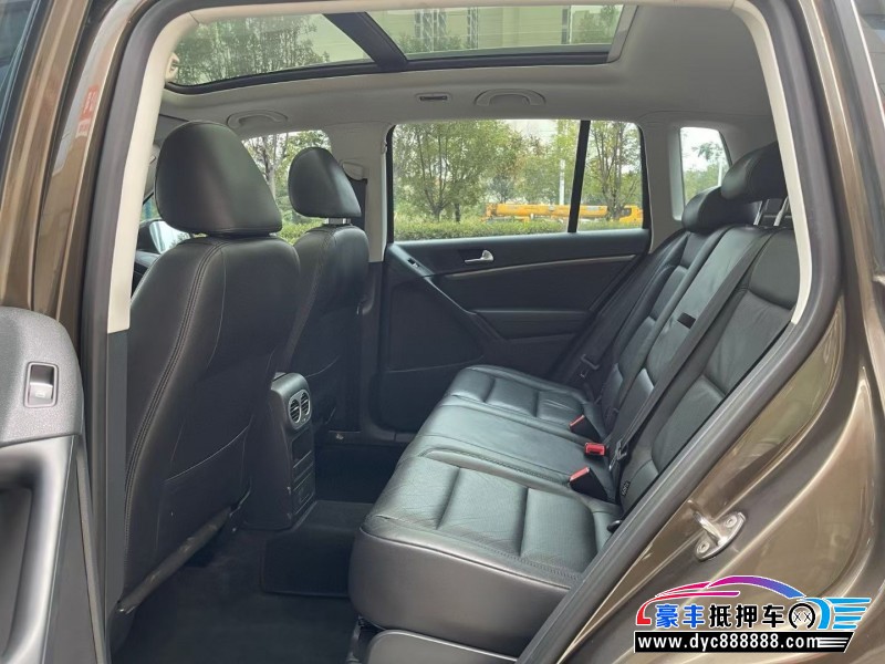 14年大众途观轿车抵押车出售