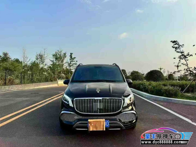 23年奔驰威霆轿车抵押车出售