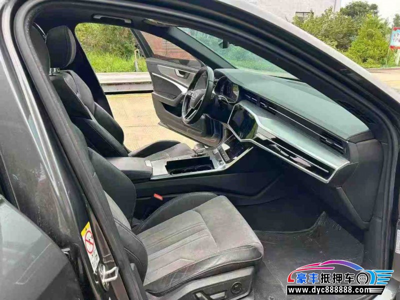 19年奥迪A6L轿车抵押车出售