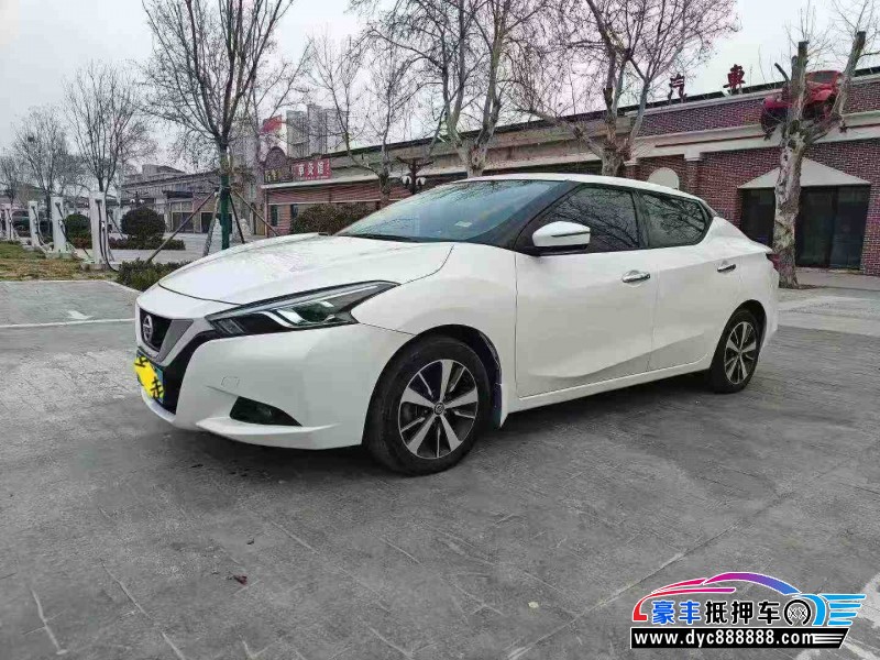 19年日产蓝鸟轿车抵押车出售