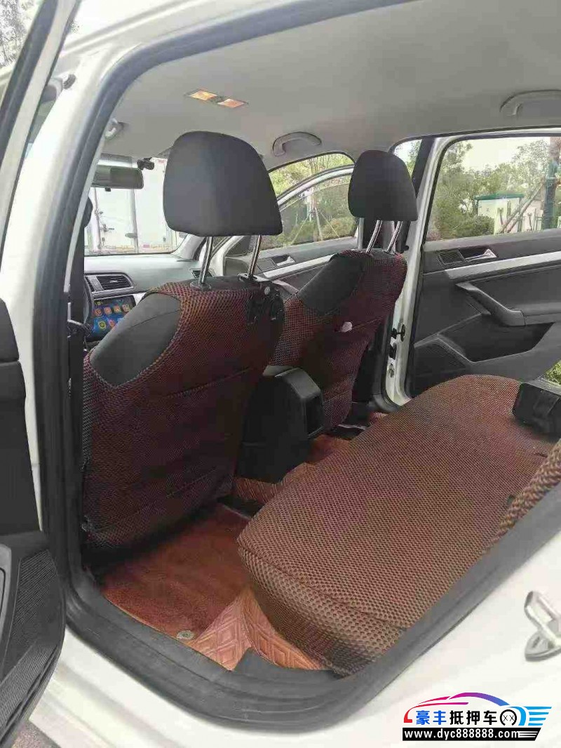 19年大众朗逸轿车抵押车出售