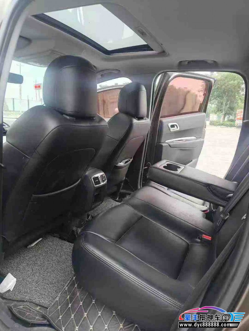 17年标致3008轿车抵押车出售