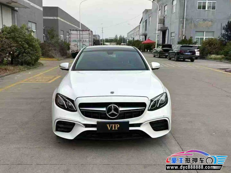 19年奔驰E轿车抵押车出售